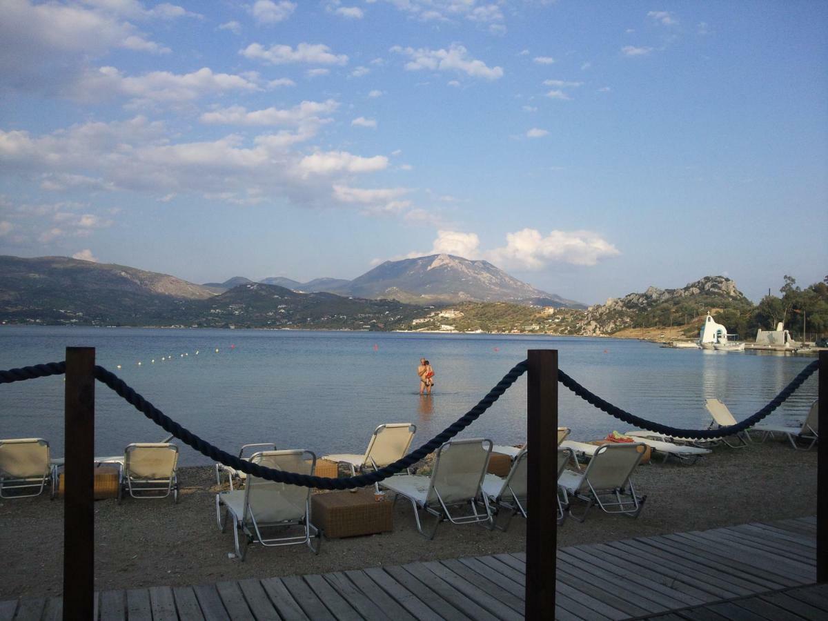 Beautiful House By The Sea,Loutraki Skaloma. 빌라 외부 사진