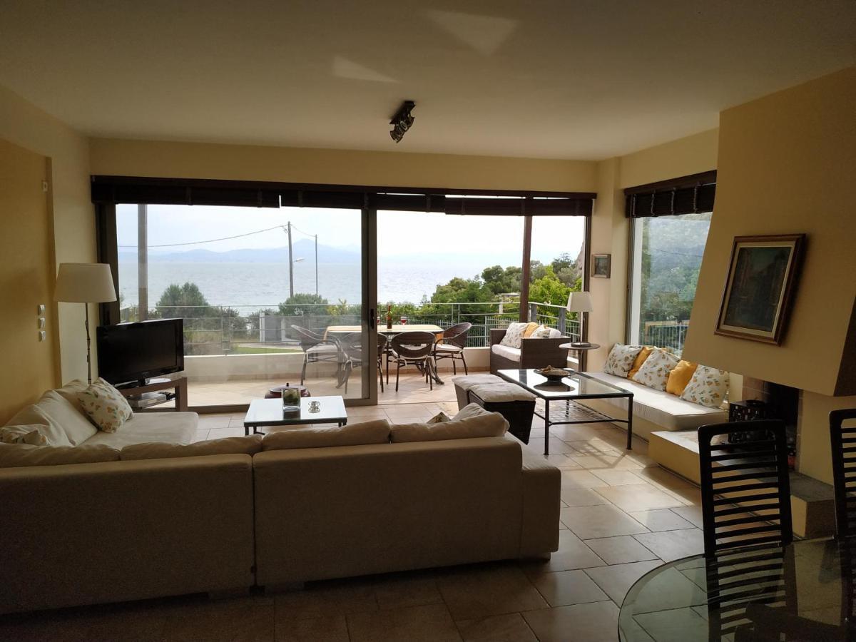 Beautiful House By The Sea,Loutraki Skaloma. 빌라 외부 사진