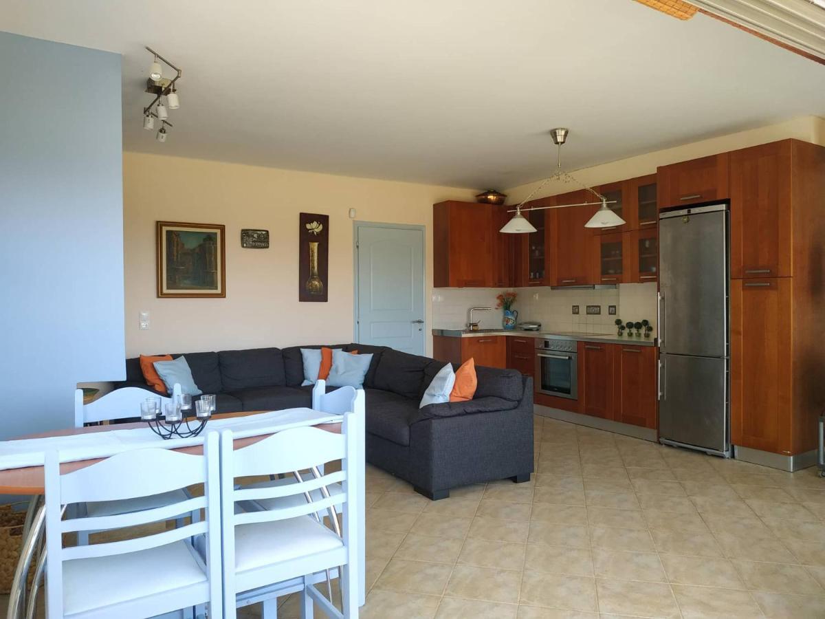 Beautiful House By The Sea,Loutraki Skaloma. 빌라 외부 사진